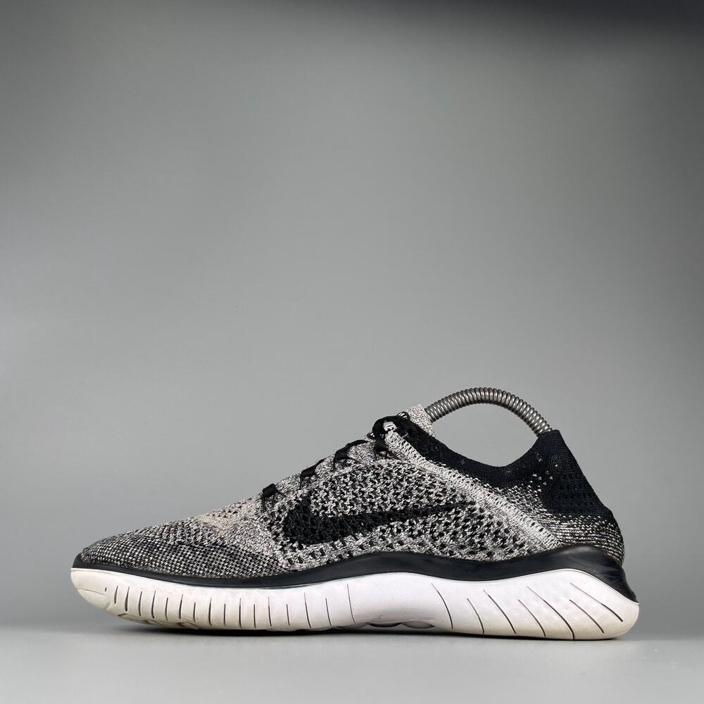 Nike Free Run Flyknit 2018 Women's Size 10 Black Grey Running Shoes Sneakers GUC - Picture 7 of 9